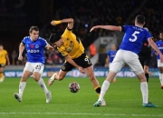 米兰体育教练-包含狼队后卫助攻得手，帮助球队赢得关键比赛的词条