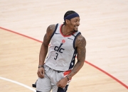 米兰体育教练-球员在最新篮球比赛中获得关键胜利