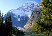 米兰体育平台-卡塔尼亚逆转胜克罗托内：点燃球队新希望的火焰