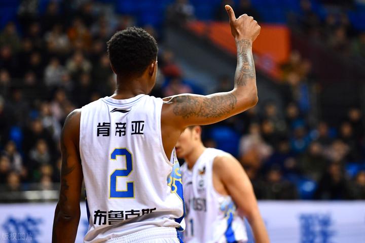 帕尔梅拉斯冲击冠军，锋线磨合进入关键期的简单介绍