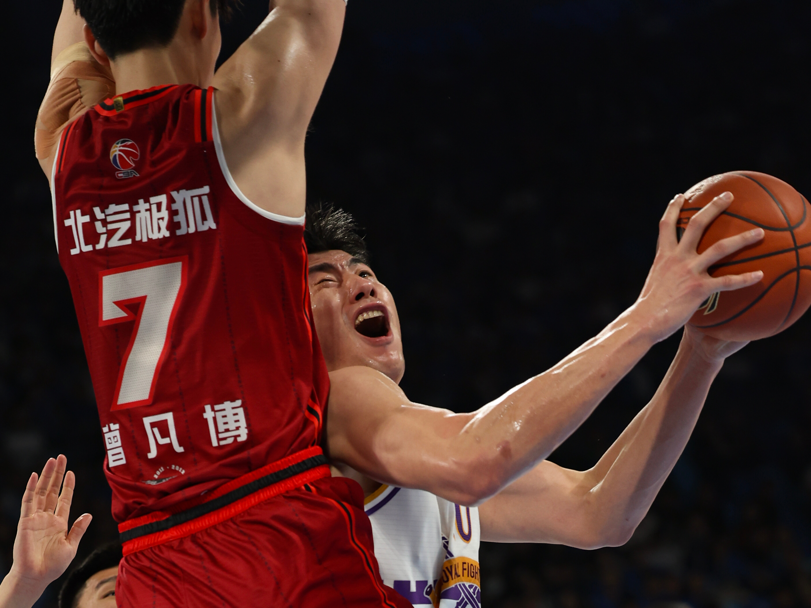 凭借一波北京队，CBA季后赛成功失误，现场弹幕炸裂