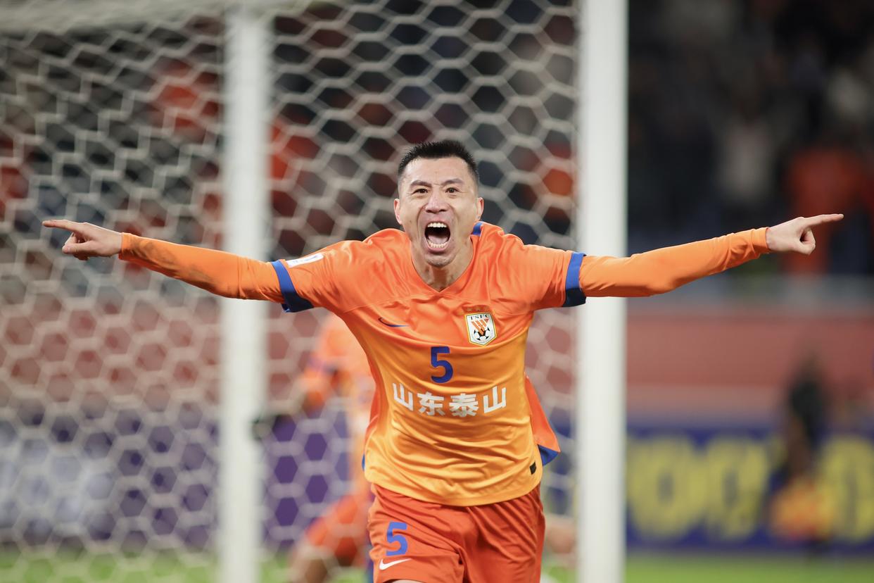 上海海港爆发神级表现，中超被彻底压制，救主的简单介绍