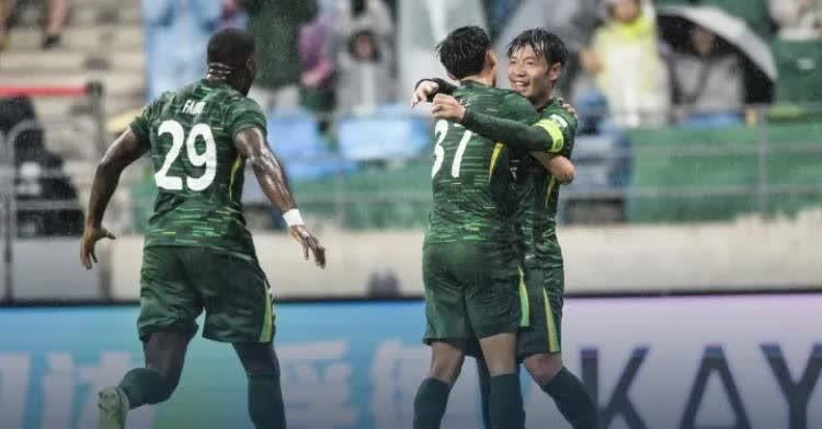 北京国安爆发神级表现,中超被彻底压制,爆冷的简单介绍 北京国安爆发神级表现,中超被彻底压制,爆冷的简单介绍