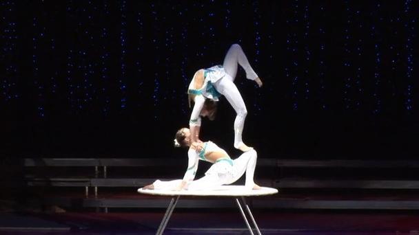 队伍奋力拼搏精湛技艺令人叹为观止的简单介绍