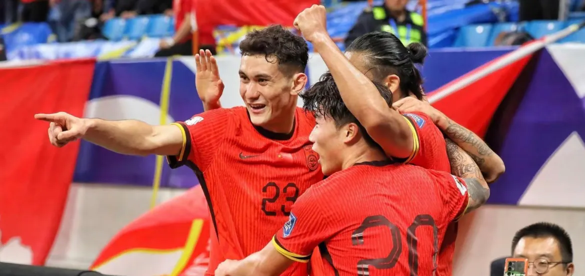 国际友谊赛中,国家队夺冠 国际友谊赛中,国家队夺冠