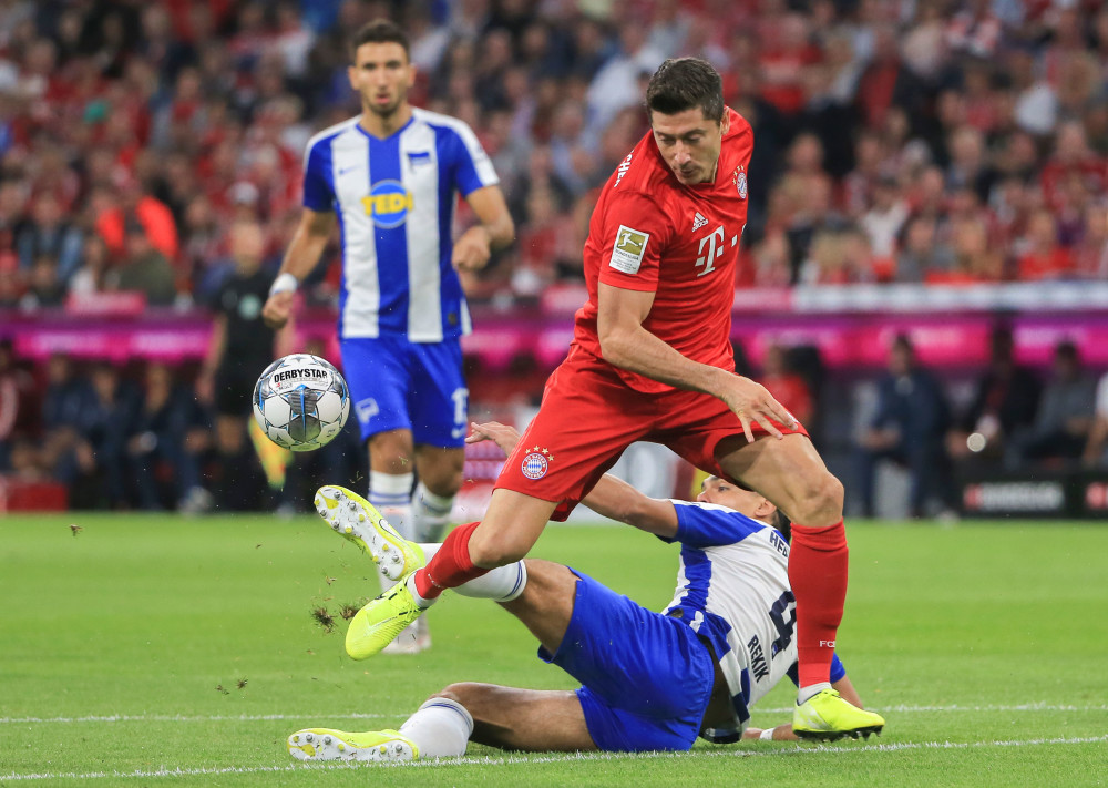 柏林赫塔队员受伤缺席,教练寻找替补方案 柏林赫塔队员受伤缺席,教练寻找替补方案