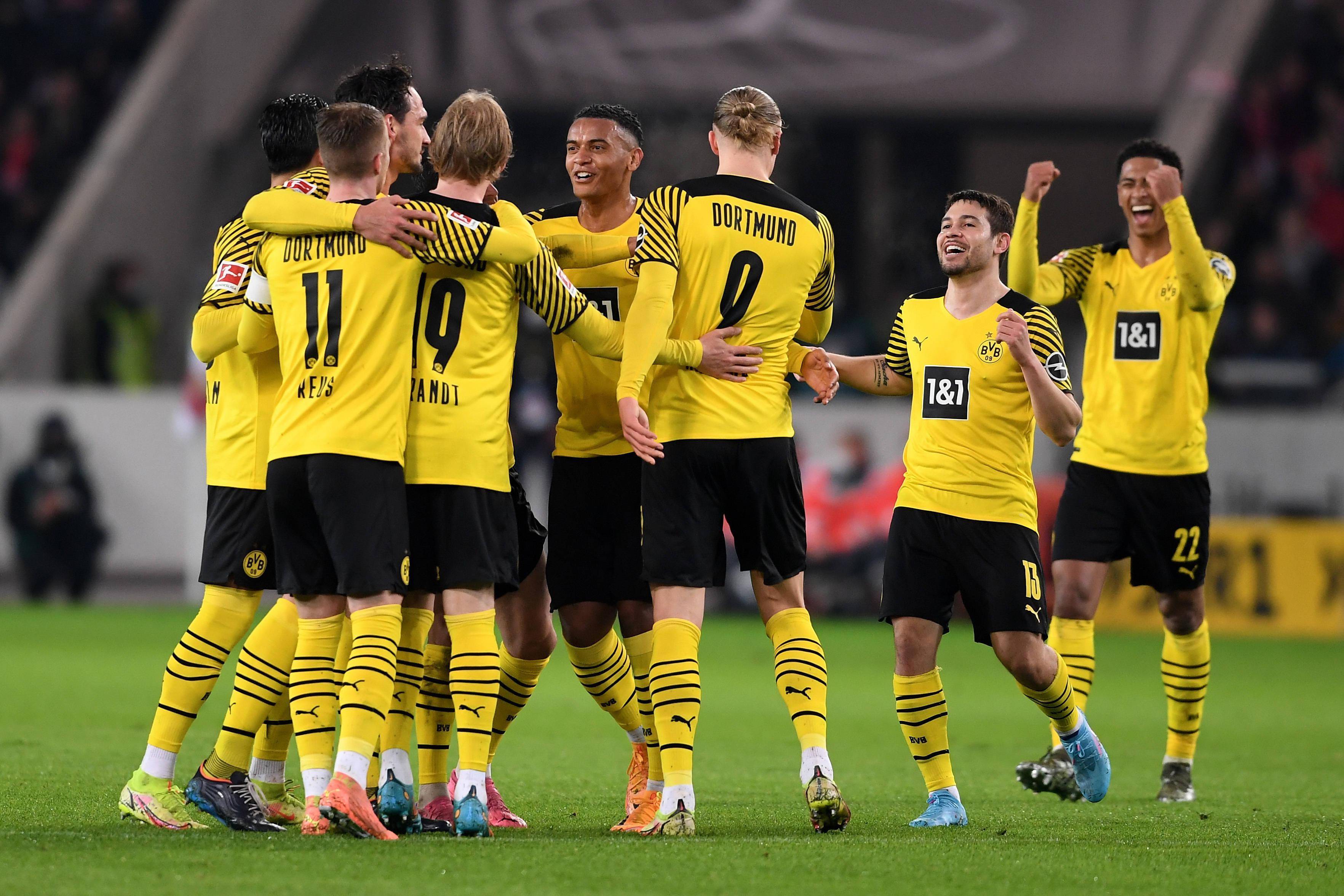 多特蒙德中场因伤缺阵，对球队实力造成影响的简单介绍