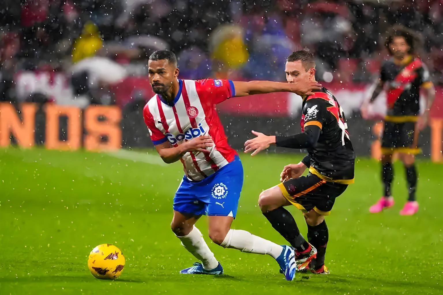 赫罗纳客场逼平莱加内斯,争夺胜利的简单介绍 赫罗纳客场逼平莱加内斯,争夺胜利的简单介绍