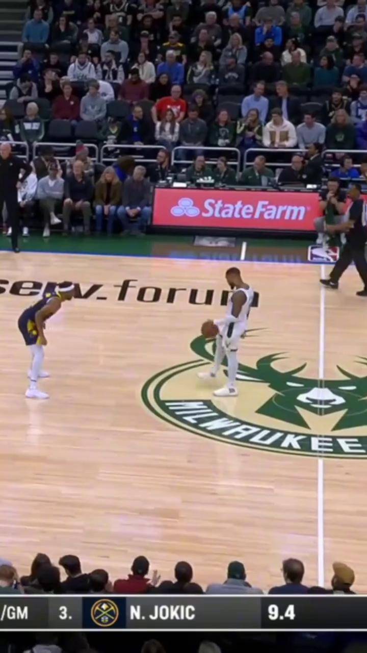 包含雄鹿投丢绝杀球负勇士，字母哥全场28分无用的词条